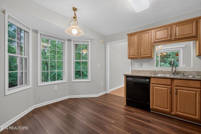 154 Glenwood Drive, Crossville, TN 38558