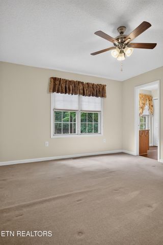 154 Glenwood Drive, Crossville, TN 38558
