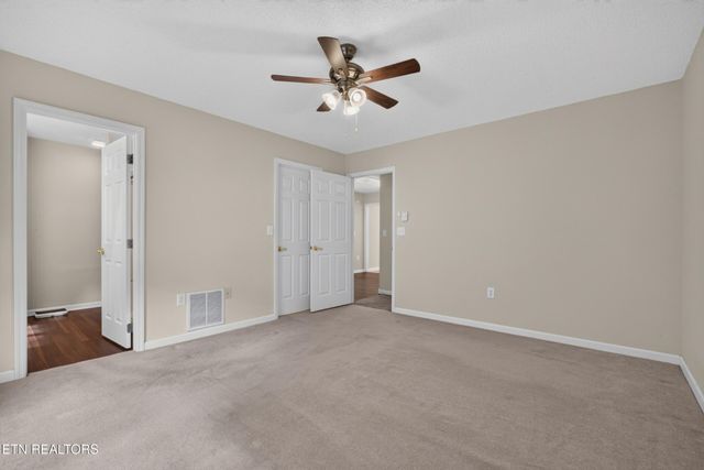 154 Glenwood Drive, Crossville, TN 38558