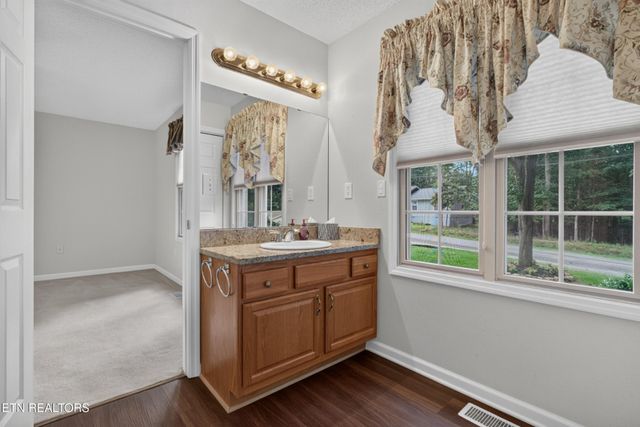 154 Glenwood Drive, Crossville, TN 38558