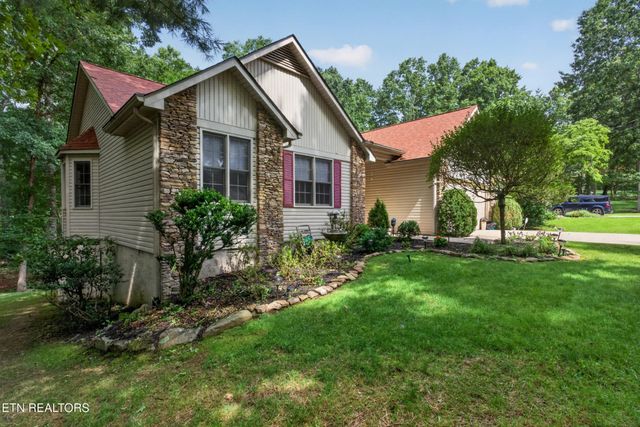 154 Glenwood Drive, Crossville, TN 38558