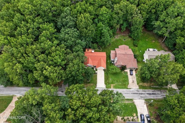 154 Glenwood Drive, Crossville, TN 38558