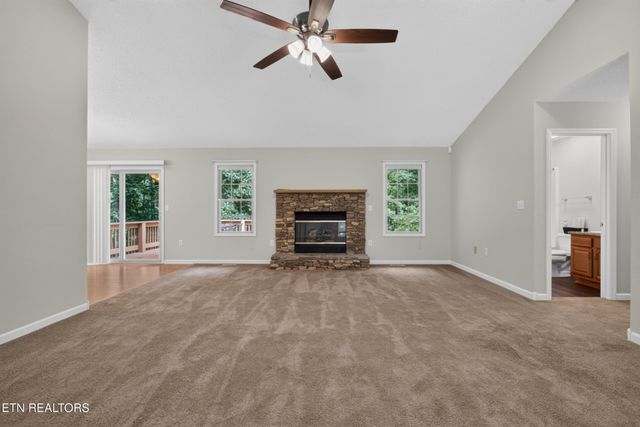 154 Glenwood Drive, Crossville, TN 38558