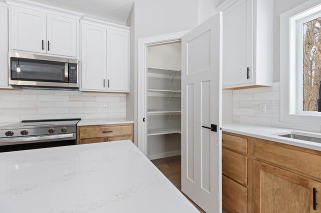 30937 Gopher Lane, Breezy Point, MN 56472