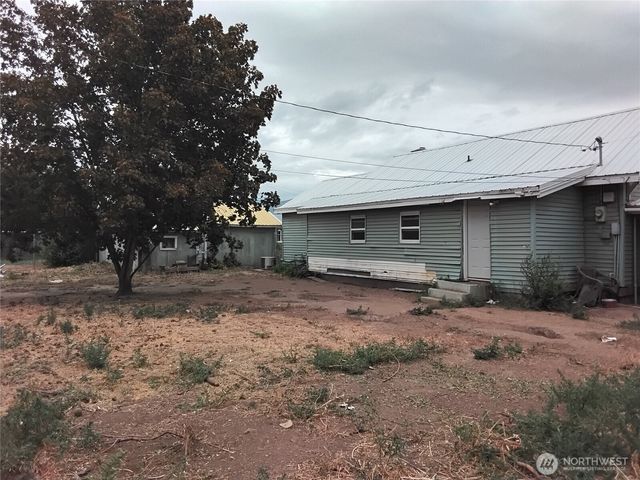 910 Dogwood Street, Oroville, WA 98844