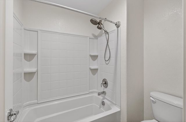 102 Cezanne Ln, Folsom, CA 95630