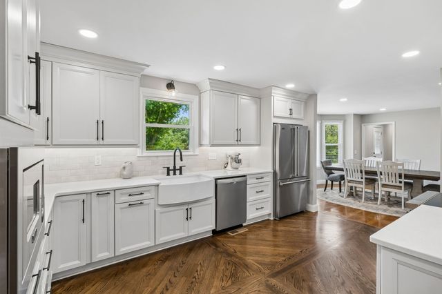 7672 Jones Rd, White House, TN 37188