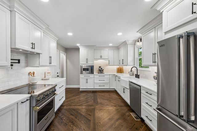 7672 Jones Rd, White House, TN 37188