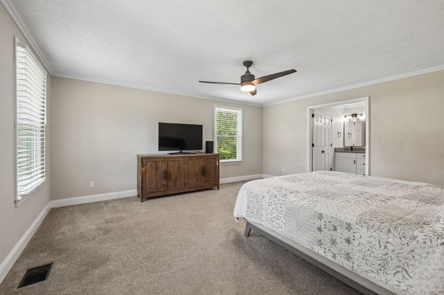 7672 Jones Rd, White House, TN 37188