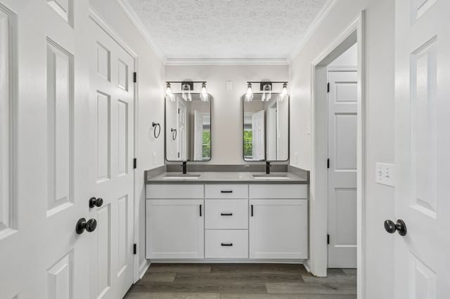 7672 Jones Rd, White House, TN 37188