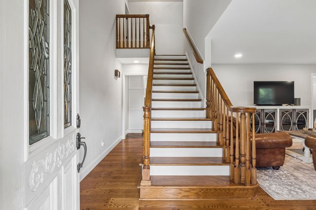 7672 Jones Rd, White House, TN 37188