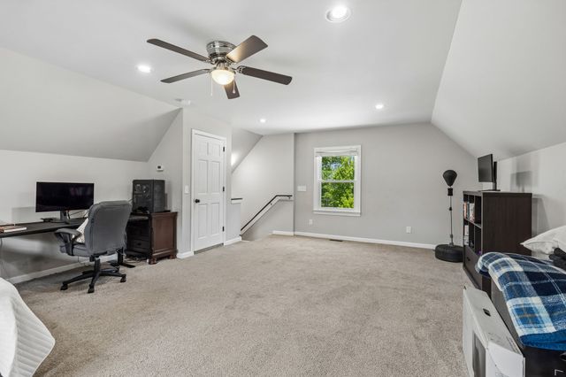 7672 Jones Rd, White House, TN 37188