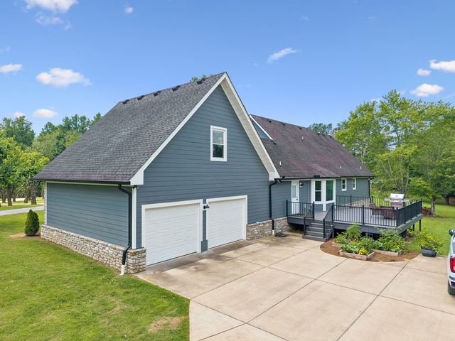 7672 Jones Rd, White House, TN 37188