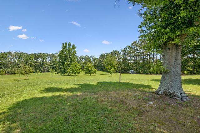 7672 Jones Rd, White House, TN 37188