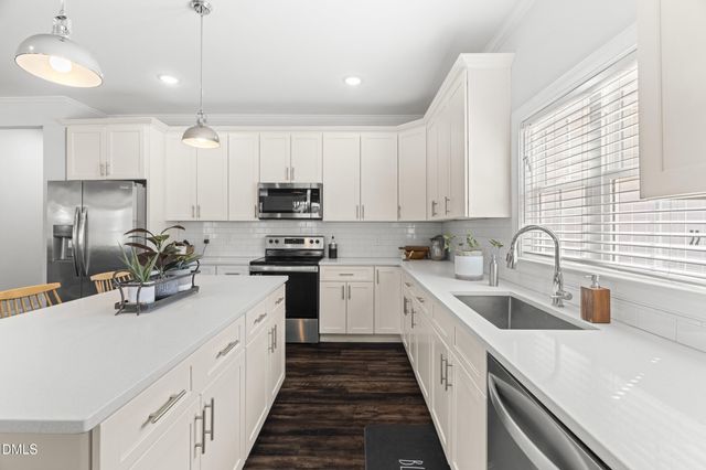 42 Winky Way, Selma, NC 27576