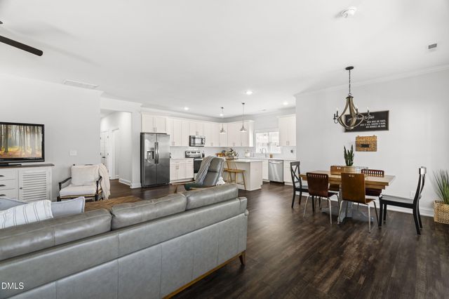 42 Winky Way, Selma, NC 27576