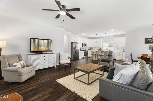 42 Winky Way, Selma, NC 27576