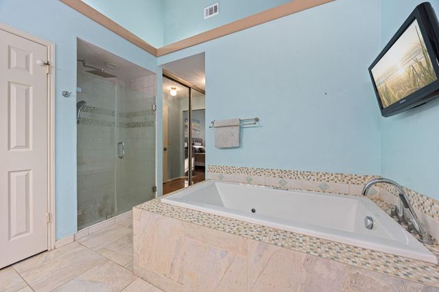 7510 Blue Bonnet Run Court, Houston, TX 77095