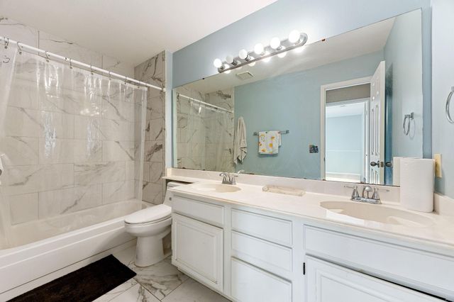 7510 Blue Bonnet Run Court, Houston, TX 77095