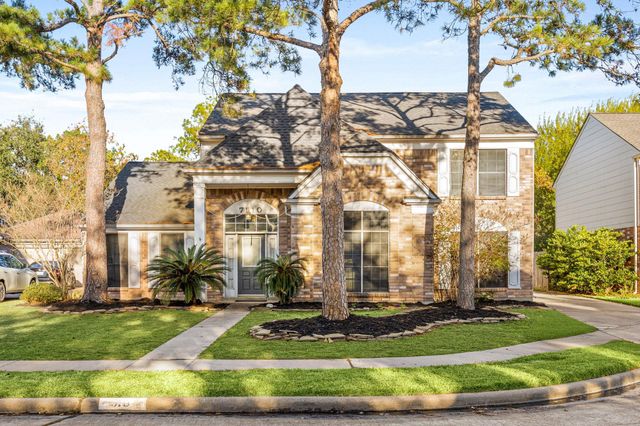 7510 Blue Bonnet Run Court, Houston, TX 77095