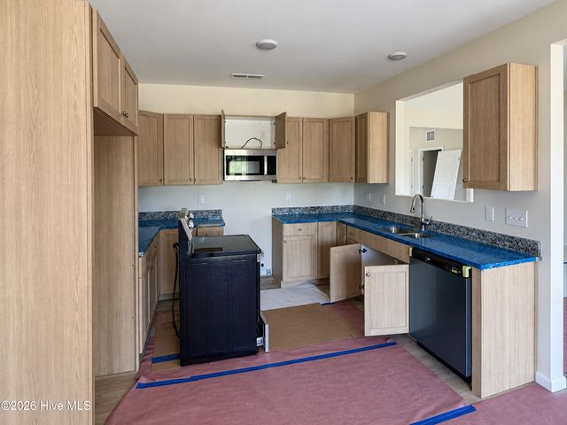 39 E Emily Gardens Drive, Selma, NC 27576