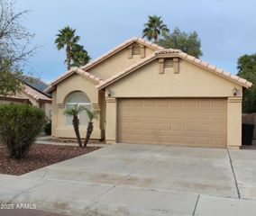 8342 W BLUEFIELD Avenue, Peoria, AZ 85382