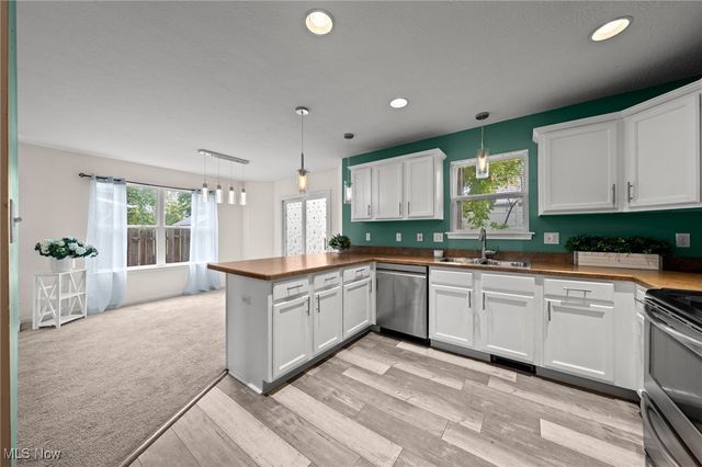 1303 Laffer Avenue, Akron, OH 44305