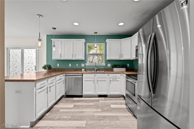 1303 Laffer Avenue, Akron, OH 44305