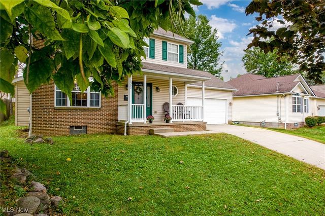 1303 Laffer Avenue, Akron, OH 44305