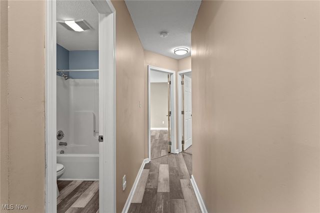 1303 Laffer Avenue, Akron, OH 44305