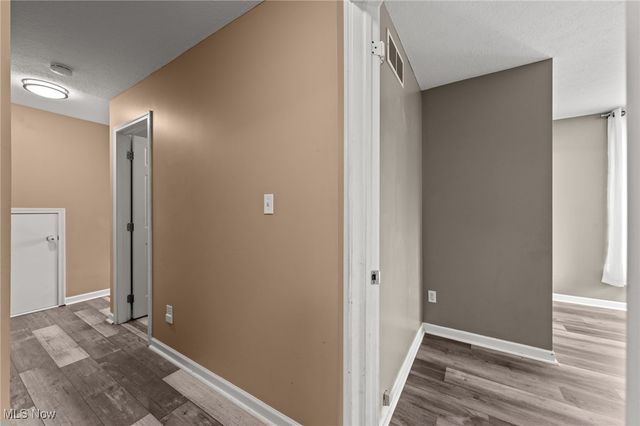 1303 Laffer Avenue, Akron, OH 44305