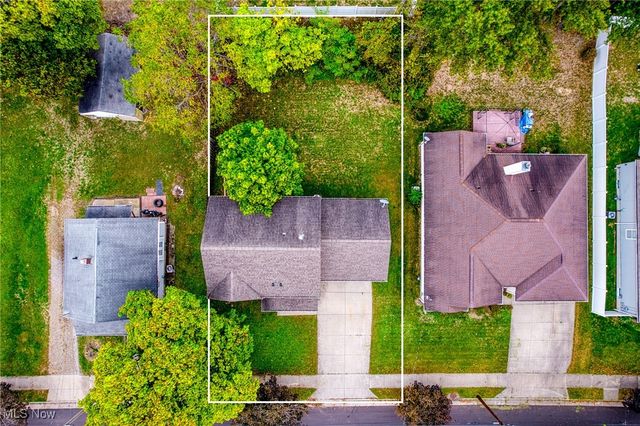 1303 Laffer Avenue, Akron, OH 44305