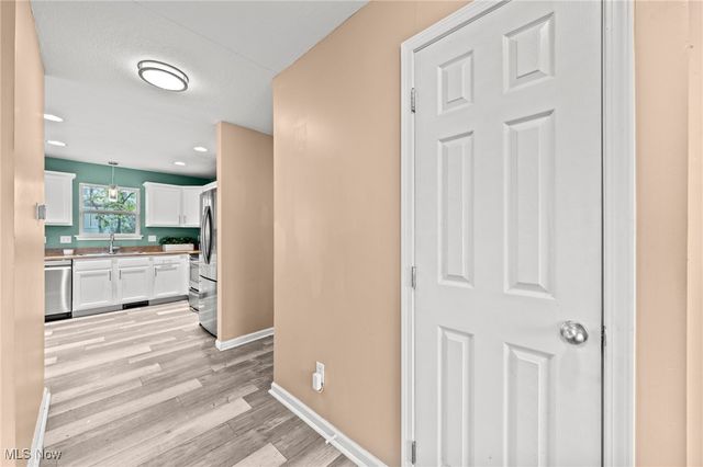 1303 Laffer Avenue, Akron, OH 44305