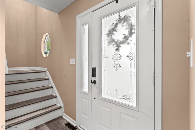 1303 Laffer Avenue, Akron, OH 44305