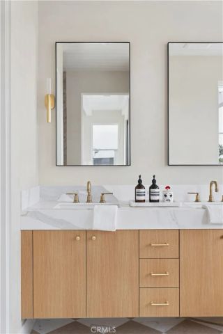 715 Poinsettia, Corona Del Mar, CA 92625