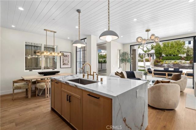715 Poinsettia, Corona Del Mar, CA 92625