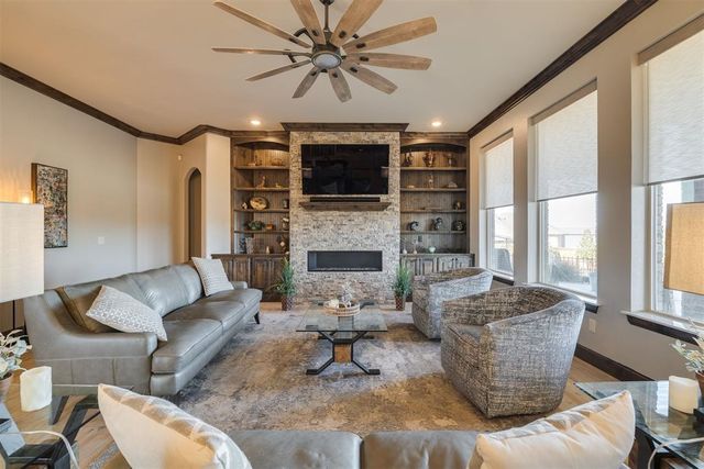 1314 Glenwood Drive, Tuttle, OK 73089