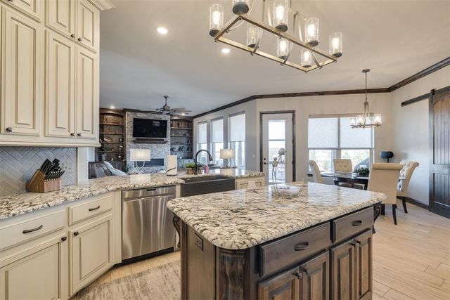 1314 Glenwood Drive, Tuttle, OK 73089