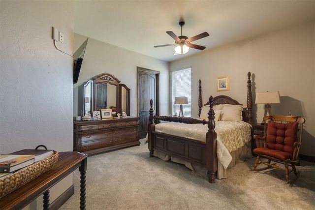 1314 Glenwood Drive, Tuttle, OK 73089