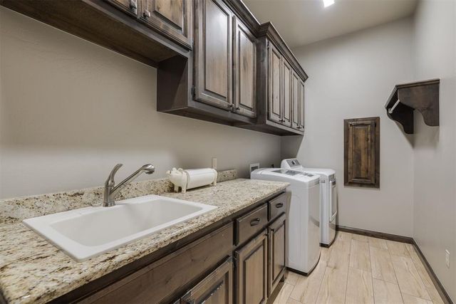 1314 Glenwood Drive, Tuttle, OK 73089