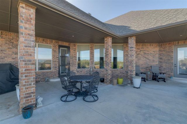 1314 Glenwood Drive, Tuttle, OK 73089