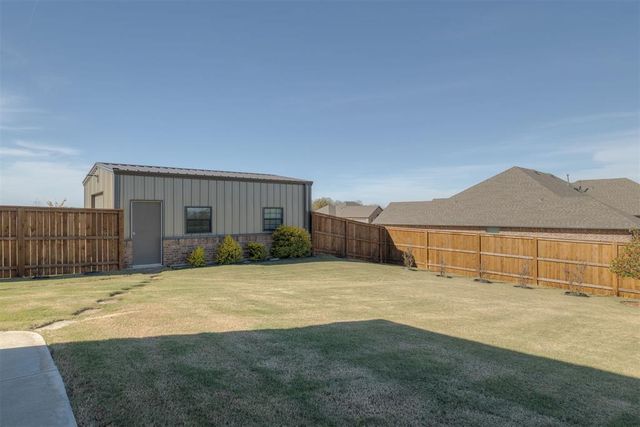 1314 Glenwood Drive, Tuttle, OK 73089