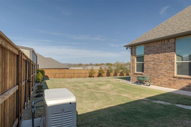 1314 Glenwood Drive, Tuttle, OK 73089