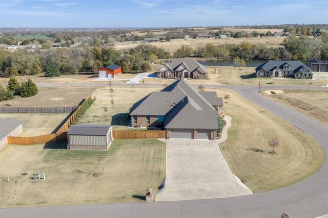 1314 Glenwood Drive, Tuttle, OK 73089