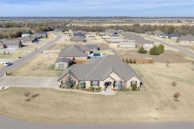 1314 Glenwood Drive, Tuttle, OK 73089