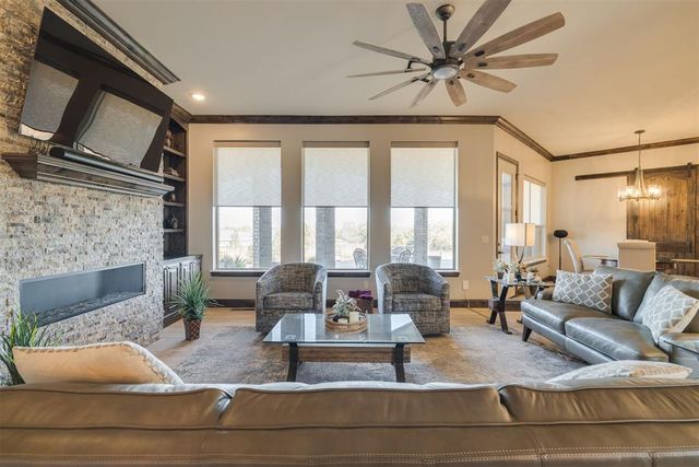 1314 Glenwood Drive, Tuttle, OK 73089