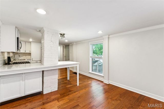 7122 Piccadilly Avenue, St Louis, MO 63143