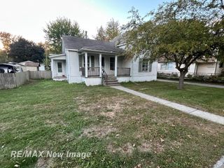 1827 Delaware Street, Saginaw, MI 48602