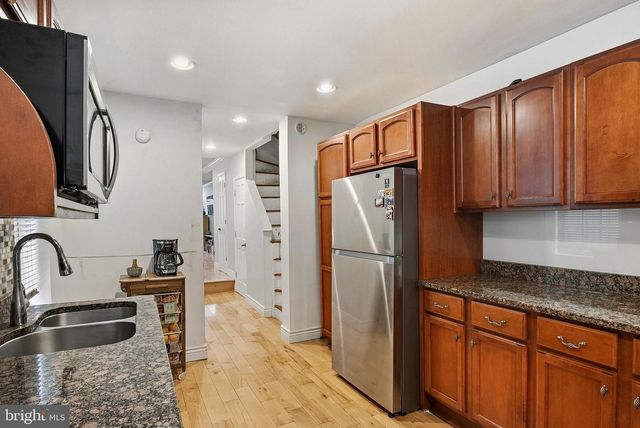 121 W HAMBURG ST, Baltimore, MD 21230