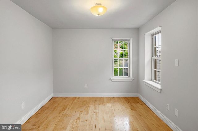 121 W HAMBURG ST, Baltimore, MD 21230